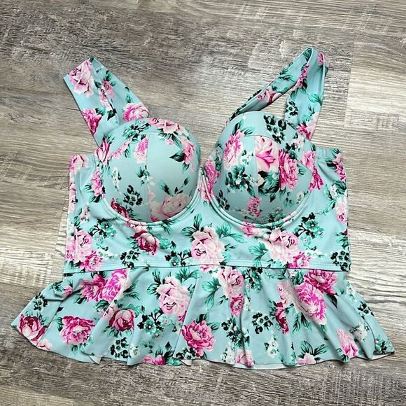 torrid Other - Torrid• size 1• tankini top• underwire• baby doll• adjustable size• like new